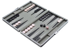 Spēle "Backgammon"