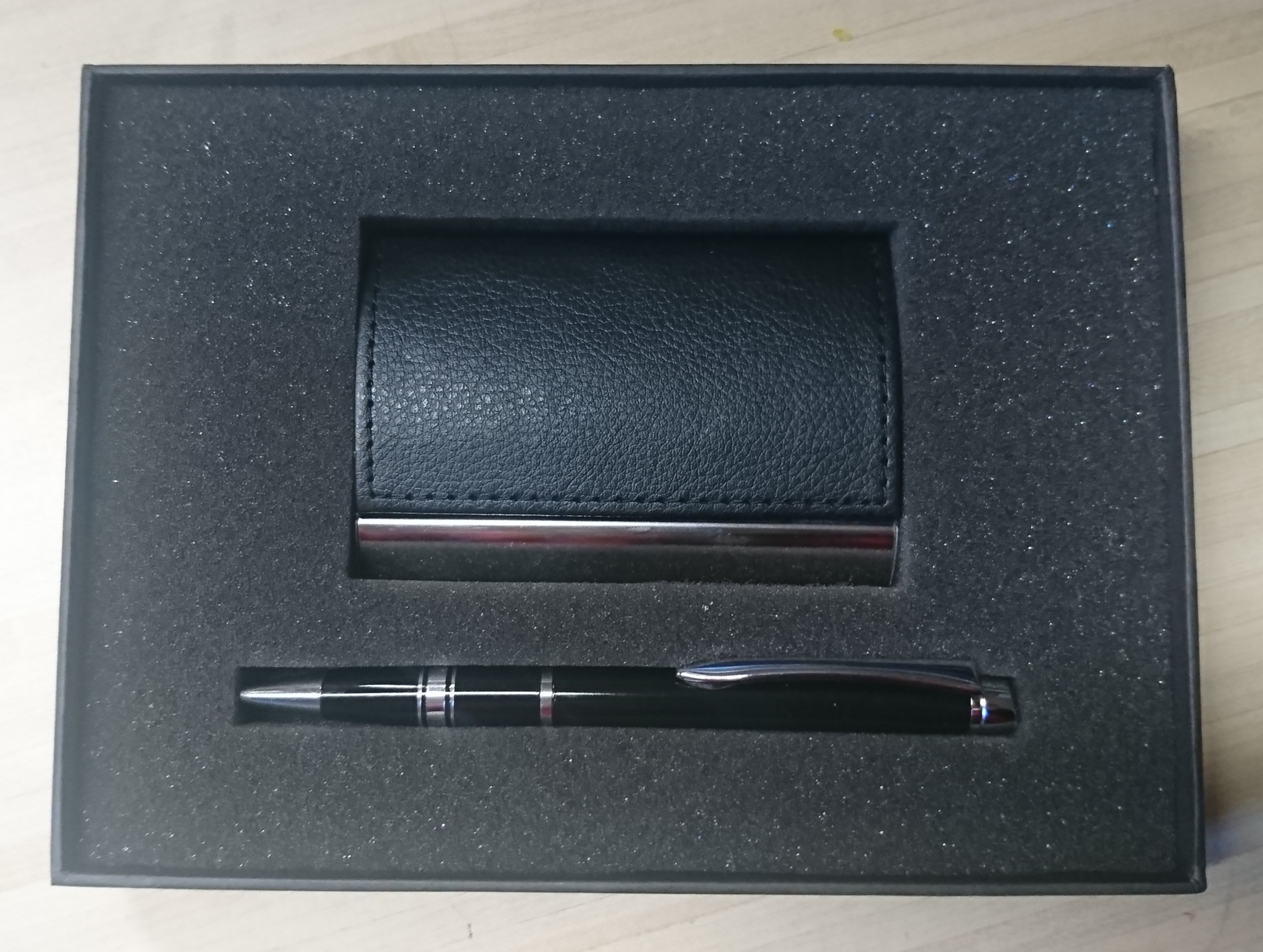 Подарочный комплект (ручка+визитница), черный