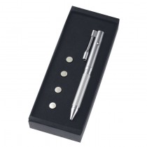 Шариковая ручка с фонариком